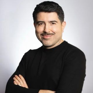 Dr. Javier Nain Torres Barahona