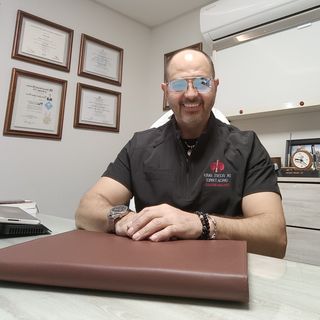 Ampliar imagen: Vicente Xavier Garcia Torres, Urólogo Guadalajara