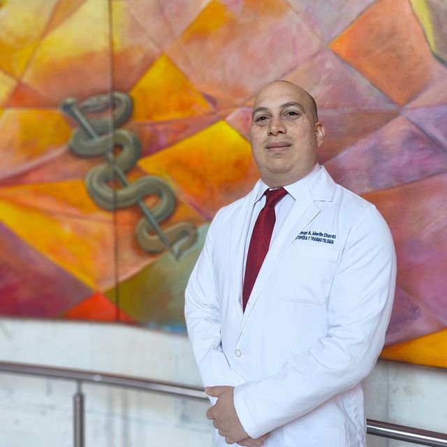 Jorge Armando Morfín Chávez, Ortopedista Hermosillo