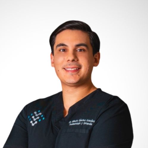 Gilberto Sánchez González, Traumatólogo Monterrey