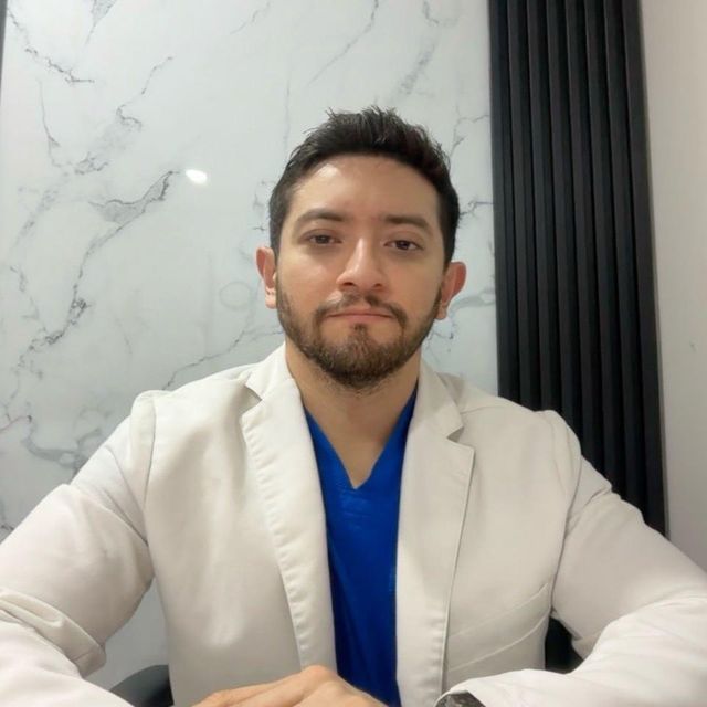 Alfredo Castilla Pech, Psiquiatra Mérida