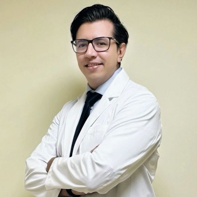 Rogelio Cuervo Campos, Oncólogo médico Querétaro