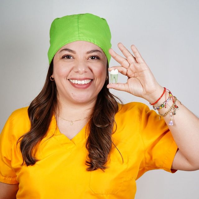 Laura Karina Ramírez Estrada, Dentista - Odontólogo Benito Juárez