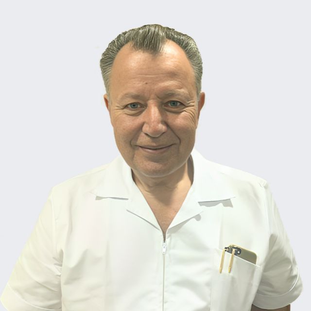Eduardo Alcocer Sánchez, Proctólogo Cancun