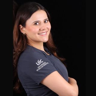 Ampliar imagen: Natalia Navarro Teran, Dentista - Odontólogo Huixquilucan