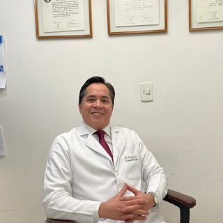 Ampliar imagen: Christian Arturo Adán Campos, Ginecólogo Ciudad del Carmen