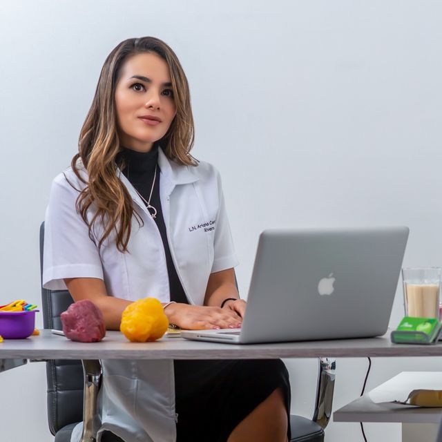 Ariana Contreras Rivera, Nutriólogo clínico Irapuato