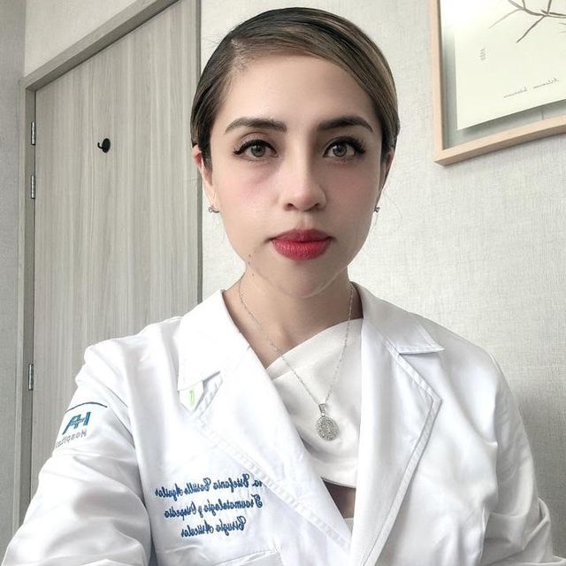 Estefania Castillo Aguilar, Ortopedista Ciudad de México