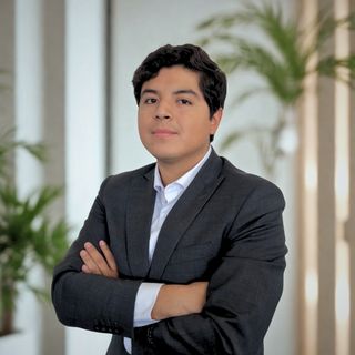Ampliar imagen: Jorge Ramírez Serratos, Dentista - Odontólogo Querétaro