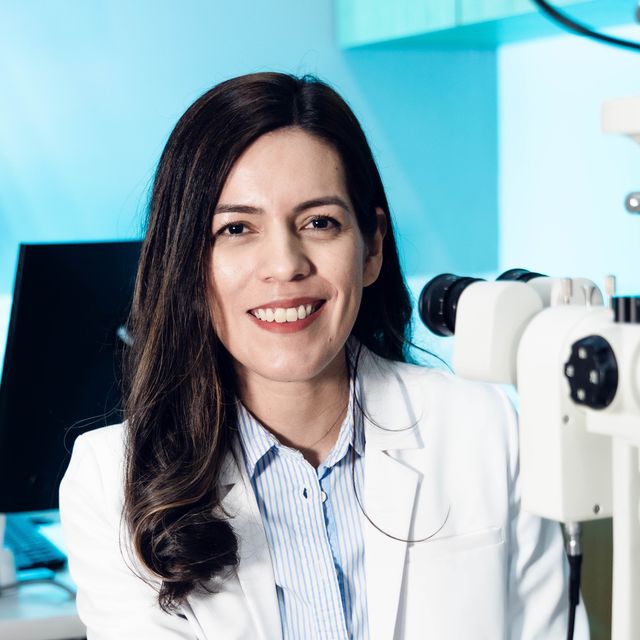 Nadia Luz Casillas Chavarin, Oftalmólogo Morelia