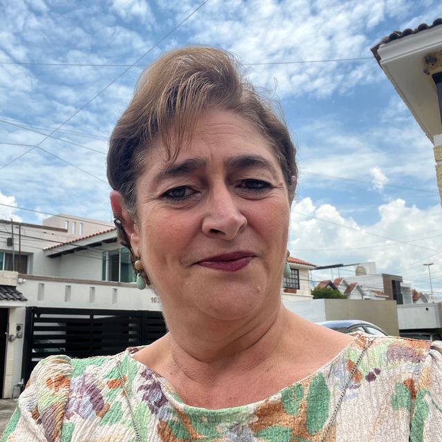 Susana Lozano Carrillo, Psicólogo León