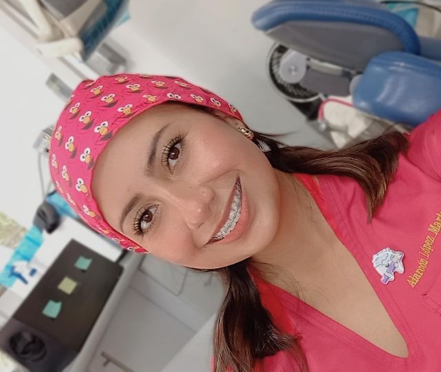 Mariana Alarcón López, Dentista - Odontólogo Benito Juárez