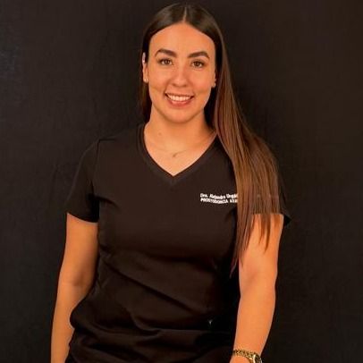 Alejandra Urquidi Loya, Dentista - Odontólogo Saltillo