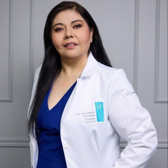 Anel Ramiro Dominguez, Ortopedista Cuautitlan Izcalli