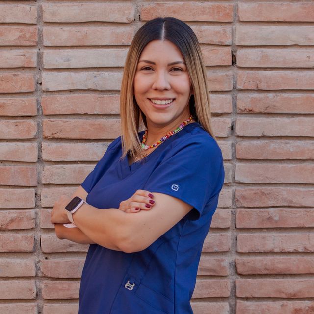Dinira Larrotta Gaviria, Dentista - Odontólogo Torreon