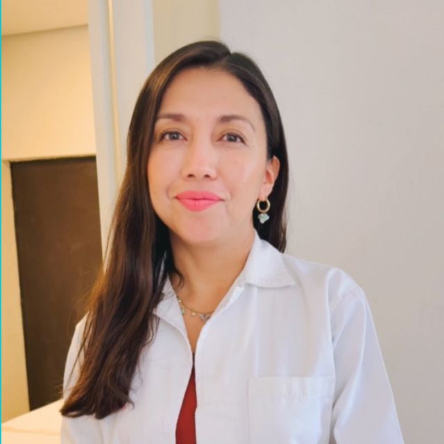 Mirna Reynoso, Médico general Puebla