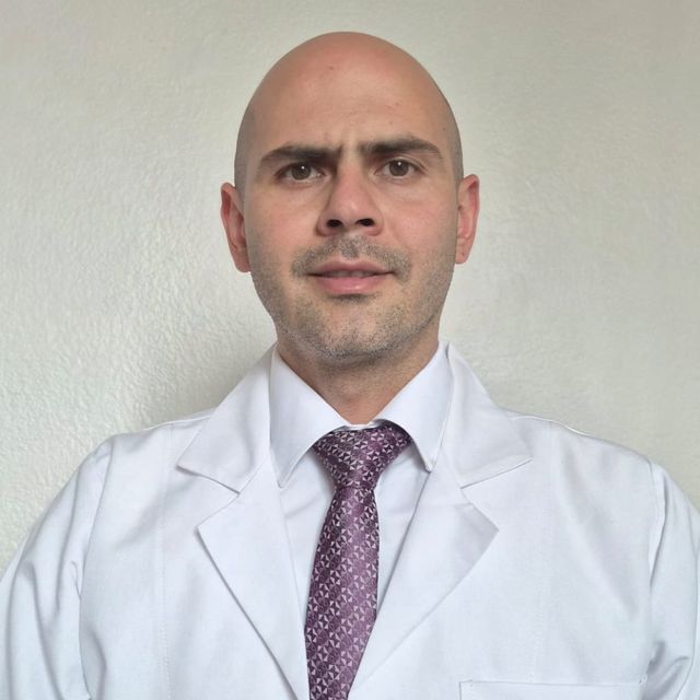 Miguel Angel Ruiz Santamaria, Oftalmólogo Coyoacán