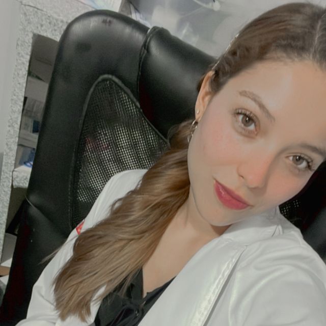 Gloria Fernanda Chincoya Torres, Médico general Puebla