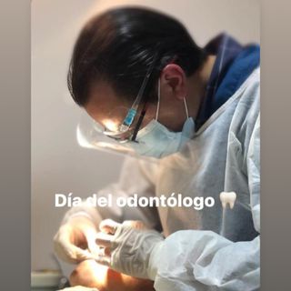 Ampliar imagen: Héctor Arana Flores, Periodoncia Benito Juárez