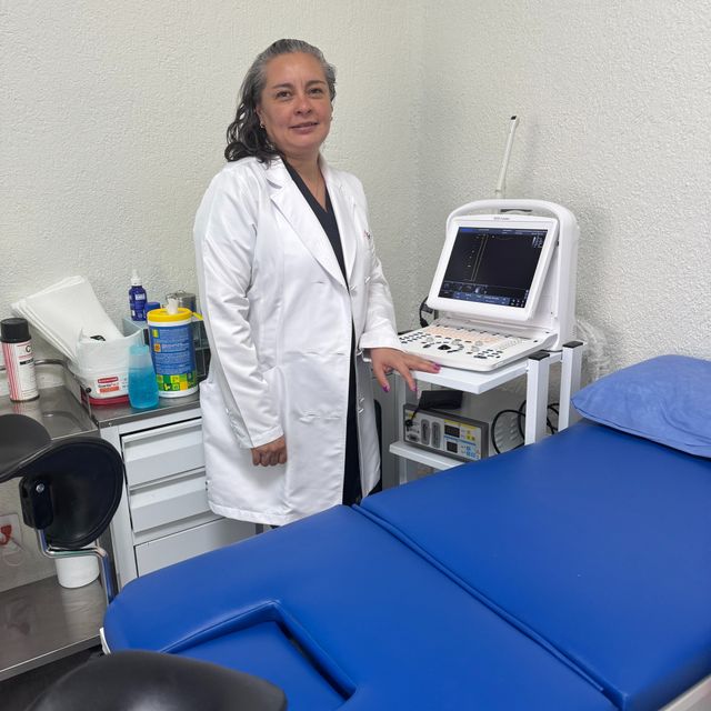 Diana Rosas Pineda, Médico general Iztacalco