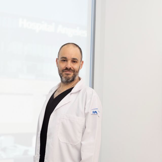 Bruno Nualart Crow, Ortopedista Magdalena Contreras