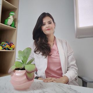 Ampliar imagen: Beatriz Becerril Portugal, Pediatra Santiago de Querétaro