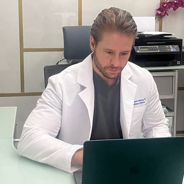 Ricardo  Merino Rivas , Médico general Guadalajara