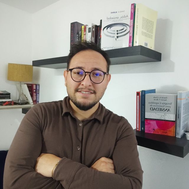 José Eduardo  Pérez Galán , Psicólogo Puebla