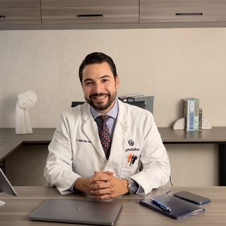 Ampliar imagen: Gabriel Omar Parra Pizarro, Médico general Ciudad Juarez