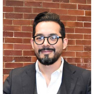 Ampliar imagen: Victor Hugo Gómez Johnson, Nefrólogo Ciudad de México