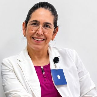 Claudia Isabel Loretto Guerra, Otorrinolaringólogo Monterrey