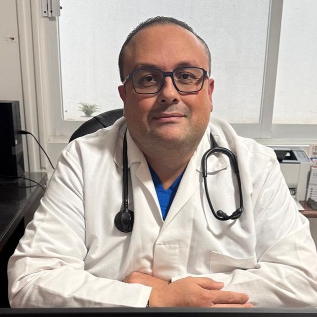 Esdras E. Licea Saavedra, Médico general Santiago de Querétaro