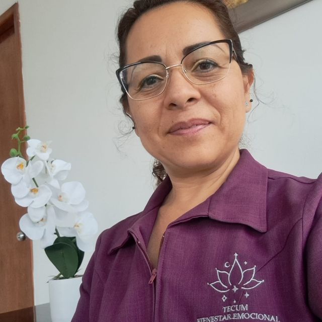 Claudia Pérez Mata, Psicólogo Santiago de Querétaro