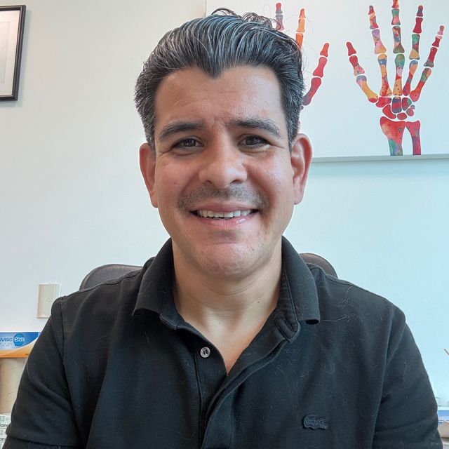 Hernán Vázquez González, Internista Monterrey