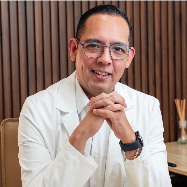 Martín Francisco Pérez Peña, Ginecólogo Monterrey