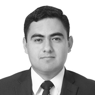 Ampliar imagen: José Roberto Castillo Gutiérrez, Internista San Juan de los Lagos