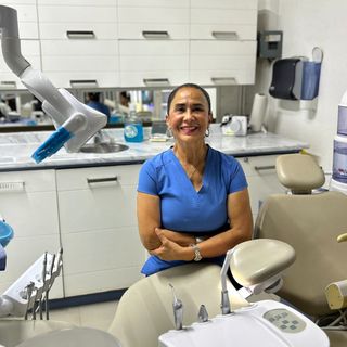 Ampliar imagen: Ma. Eugenia Lezama Solórzano, Dentista - Odontólogo Tlalpan