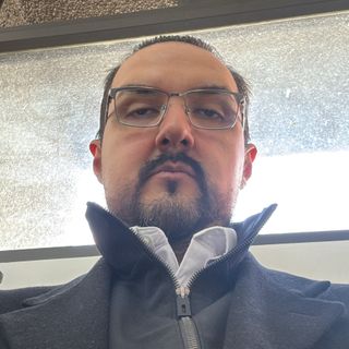 Israel Hernandez Pego, Internista Ciudad de México