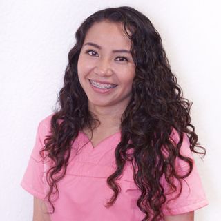 Yuridia Vera Márquez, Dentista - Odontólogo Benito Juárez
