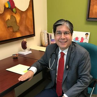 Ampliar imagen: Edgar Marcelo Arellano Torres, Nefrólogo San Pedro Garza Garcia