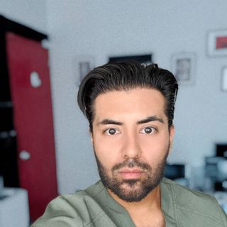 Ampliar imagen: Carlos Eduardo Lopez Nuñez, Urgenciólogo San Antonio de la Cal