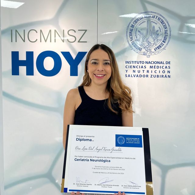 Karen Griselda León del Ángel, Geriatra Ciudad de México