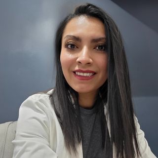 Ampliar imagen: Lorena Rocha Zúñiga, Cirujano pediátrico Querétaro