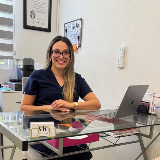 Mayan Camacho Villafuerte, Dentista - Odontólogo Celaya