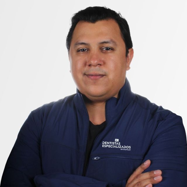Omar Rodríguez Uvalle, Dentista - Odontólogo Saltillo