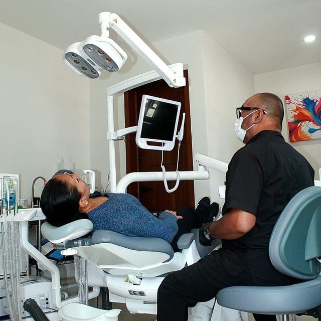 Francisco Javier  Cardenas Salazar, Dentista - Odontólogo Guadalajara