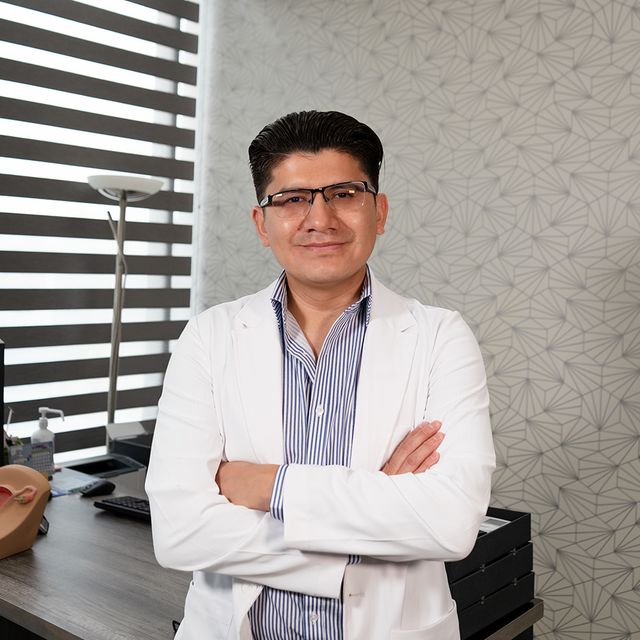 Dante Flores Hernández, Ginecólogo Tijuana