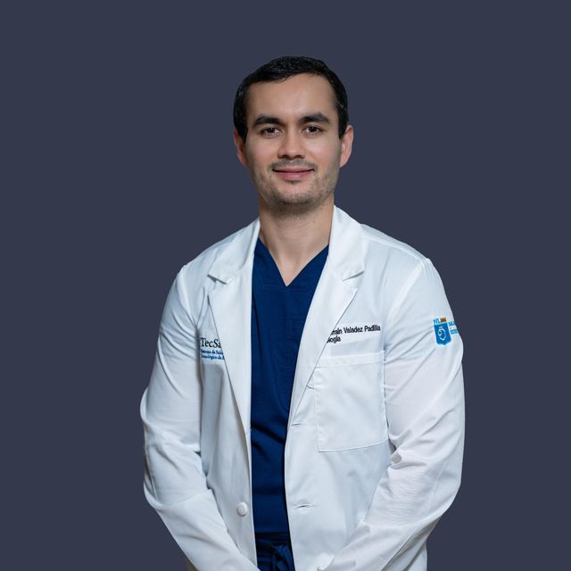 Efraín Valadez Padilla, Urólogo Nuevo Leon