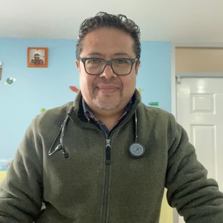 Ampliar imagen: Miguel Ángel Serrano Mellado, Pediatra Atlacomulco