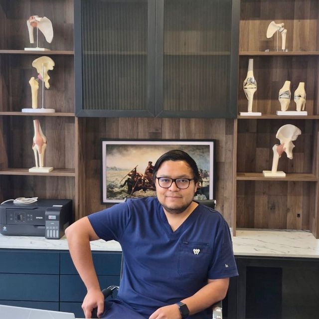 Cesar David Mejía Rueda, Ortopedista Tizayuca